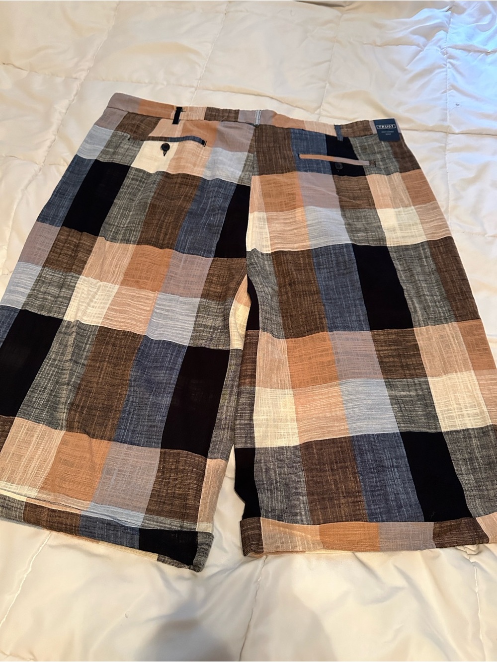 2 for $15 Men’s NWT casual shorts tan , brown, orange